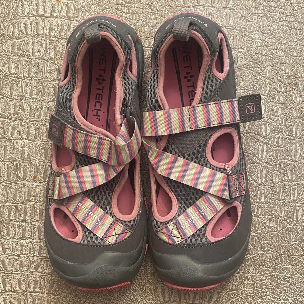 Sperry Kids Gray and Pink Water Shoes